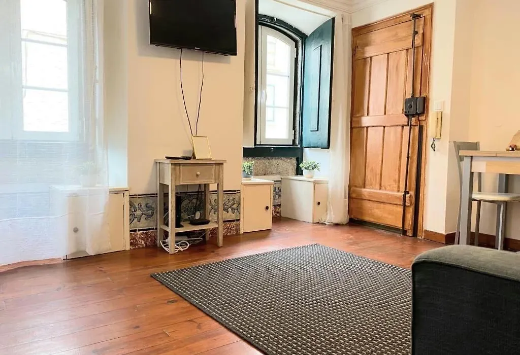 Cozy Estrela Apartment-1